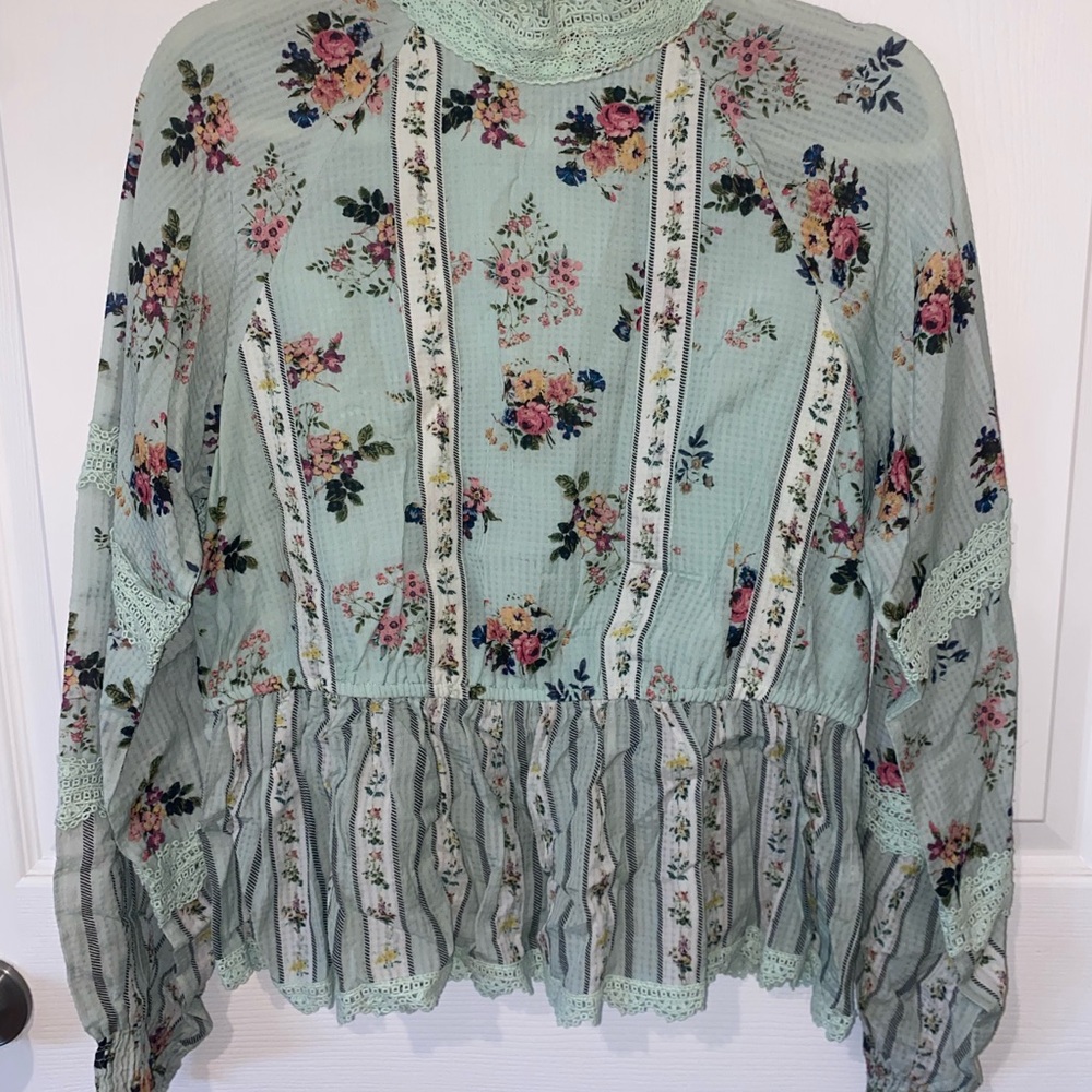 Hemant & Nandita Floral Women's Top